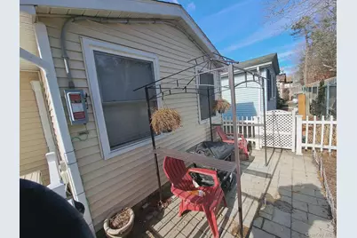 21 Village Circle E, Manorville, NY 11949 - Photo 8