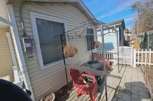 21 Village Cir E, Manorville, NY 11949 - Photo 8