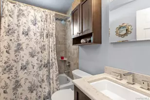 412 Wellington Rd, East Meadow, NY 11554 - Photo 10