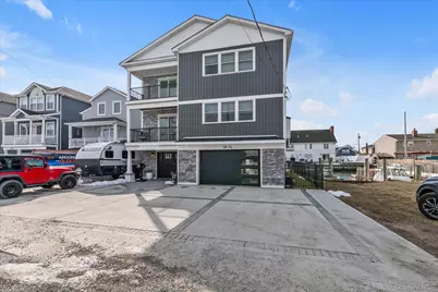 3894 Sands Lane, Seaford, NY 11783 - Photo 26