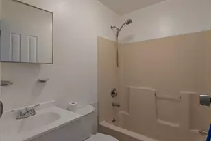 528 Beach 32nd St, Far Rockaway, NY 11691 - Photo 14