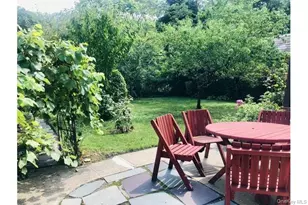 82-19 Utopia Pkwy, Jamaica, NY 11432 - Photo 4