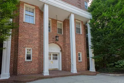 77-12 35th Avenue #B17, Jackson Heights, NY 11372 - Photo 1