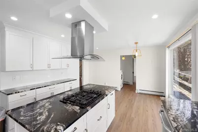 3146 Lee Place, Bellmore, NY 11710 - Photo 12