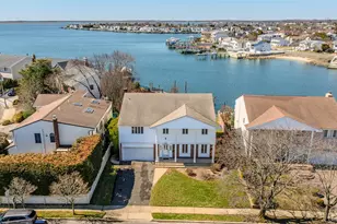 3146 Lee Pl, Bellmore, NY 11710 - Photo 38