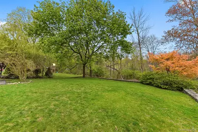 89 Huntville Road, Katonah, NY 10536 - Photo 12