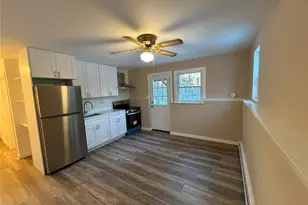 125 Longdale Rd, Mahopac, NY 10541 - Photo 4