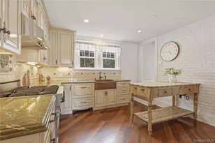 157 Rockland Ave, Mamaroneck, NY 10543 - Photo 10