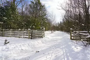 65 Cobble Creek Rd, Saugerties, NY 12477 - Photo 2