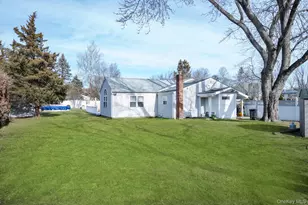 1 Park Ct, Smithtown, NY 11787 - Photo 20