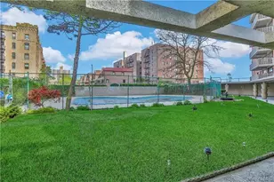 40 Brighton 1st Rd, Brooklyn, NY 11235 - Photo 22