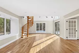 27 Ravine Rd, Miller Place, NY 11764 - Photo 2