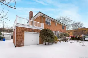 64-04 Utopia Pkwy, Fresh Meadows, NY 11365 - Photo 34