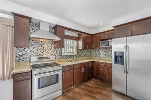 64-04 Utopia Pkwy, Fresh Meadows, NY 11365 - Photo 12