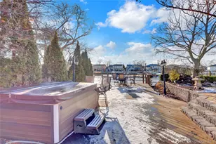 2988 Lee Pl, Bellmore, NY 11710 - Photo 28