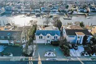 2988 Lee Pl, Bellmore, NY 11710 - Photo 34