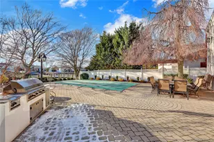 2988 Lee Pl, Bellmore, NY 11710 - Photo 26