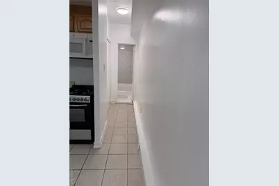 87-14 57th Road #Prof C, Elmhurst, NY 11373 - Photo 4
