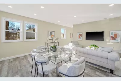 96 Toomey Road, West Islip, NY 11795 - Photo 4