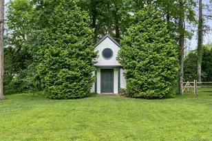 343 Chicken Valley Rd, Upper Brookville, NY 11545 - Photo 4