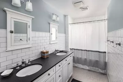 24 Loines Avenue, Merrick, NY 11566 - Photo 36