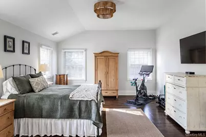 24 Loines Avenue, Merrick, NY 11566 - Photo 28