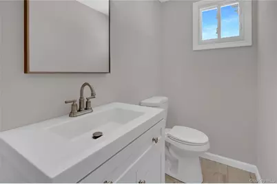 519 Advent Street, Westbury, NY 11590 - Photo 18