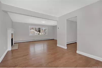 519 Advent Street, Westbury, NY 11590 - Photo 8