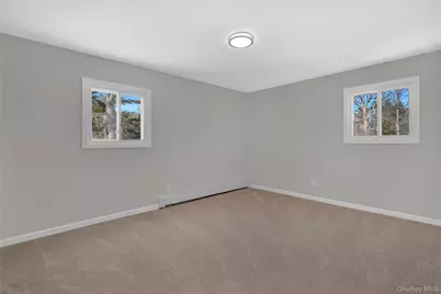 519 Advent Street, Westbury, NY 11590 - Photo 24