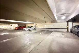 300 Mamaroneck Ave, White Plains, NY 10605 - Photo 24