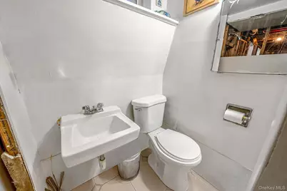 485 3rd Avenue, Bayport, NY 11705 - Photo 28