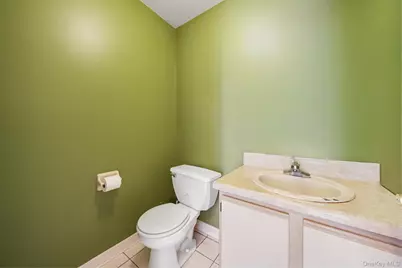 29 Klint Court, Nanuet, NY 10954 - Photo 16