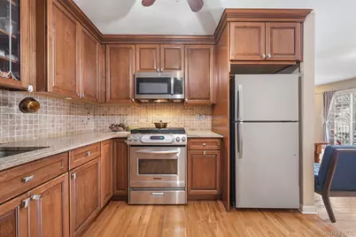 29 Klint Court, Nanuet, NY 10954 - Photo 14