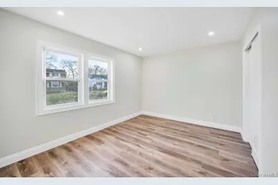 110 Monroe Avenue, Patchogue, NY 11772 - Photo 24