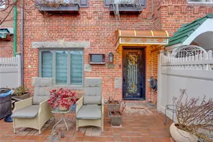 60-23 77th Pl, Middle Village, NY 11379 - Photo 2