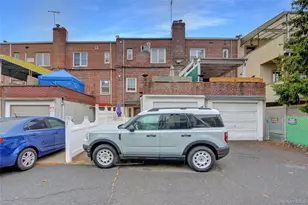 60-23 77th Pl, Middle Village, NY 11379 - Photo 20