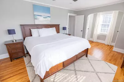 3 Olive Place, Lynbrook, NY 11563 - Photo 10