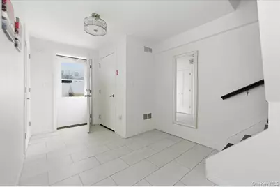 1003 Huntington Avenue, Bronx, NY 10465 - Photo 12