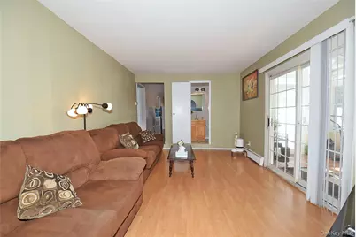 1055 Coates Avenue, Holbrook, NY 11741 - Photo 12