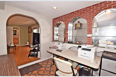 1055 Coates Avenue, Holbrook, NY 11741 - Photo 14