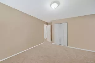 3 Liberty Pl, Coram, NY 11727 - Photo 26