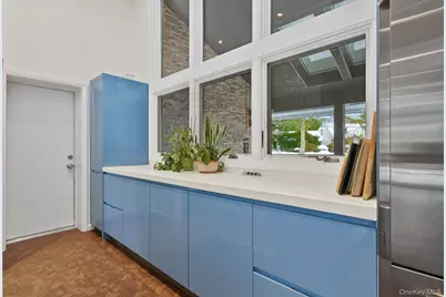 10 Lincoln Road, Scarsdale, NY 10583 - Photo 10