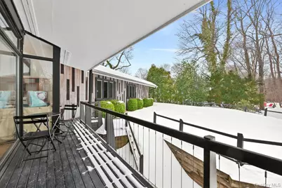 10 Lincoln Road, Scarsdale, NY 10583 - Photo 28