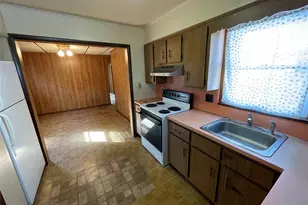 20 Wyona Ave, Lindenhurst, NY 11757 - Photo 10