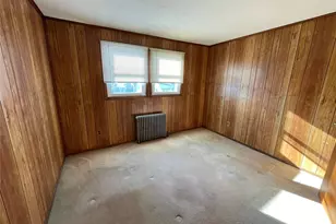 20 Wyona Ave, Lindenhurst, NY 11757 - Photo 16