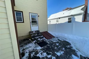 20 Wyona Ave, Lindenhurst, NY 11757 - Photo 24