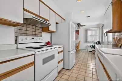 1075 Olympia Road, North Bellmore, NY 11710 - Photo 6