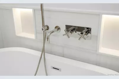 4 Lighthouse Landing #420, Sleepy Hollow, NY 10591 - Photo 10