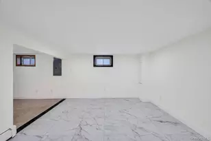 90 Selden Blvd, Centereach, NY 11720 - Photo 28