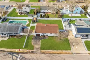 90 Selden Blvd, Centereach, NY 11720 - Photo 6